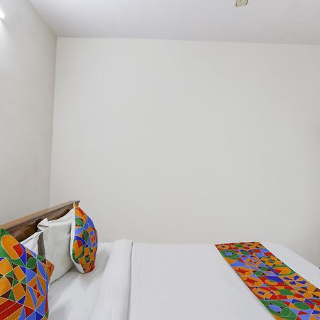 Fabexpress Korner Inn - Sivaji Park Вишакхапатнам Экстерьер фото